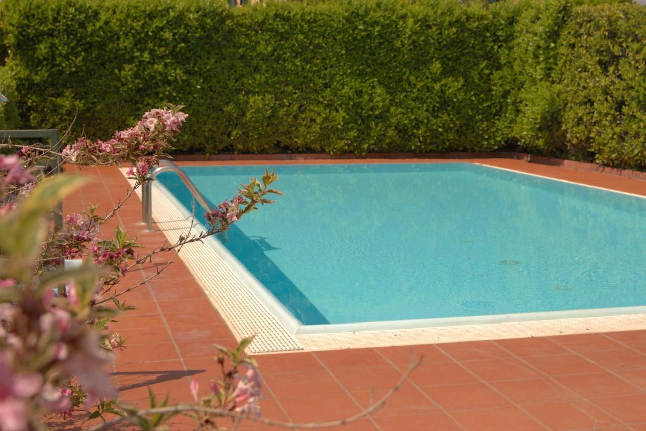 Casa Chiare - Immobiliare Azzurra Apartamento Bardolino Exterior foto